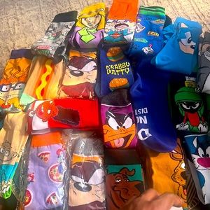 Female male kids character socks and I have more characters and regular socks ..
